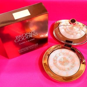 Illuminations powder